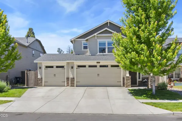 60865 Sweet Pea DR, Bend, OR 97702