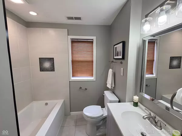 8231 E 50th ST, Indianapolis, IN 46226