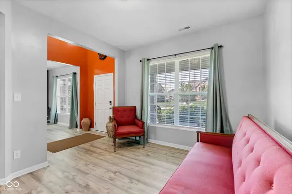 10408 Hammersley DR, Fishers, IN 46040