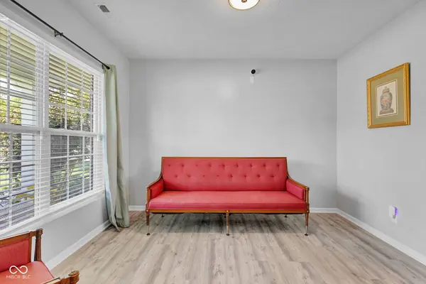 10408 Hammersley DR, Fishers, IN 46040