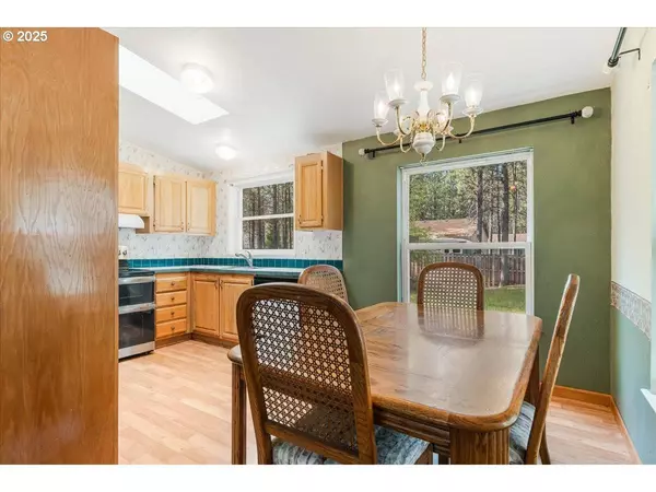 14674 BLUEGRASS LOOP, Sisters, OR 97759