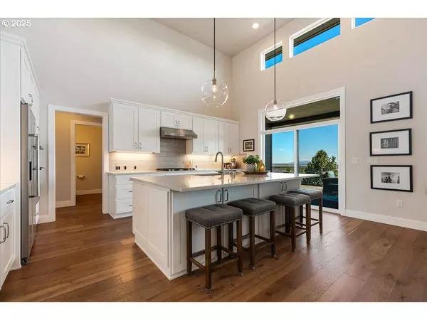 10175 SUNDANCE RIDGE LOOP, Redmond, OR 97756