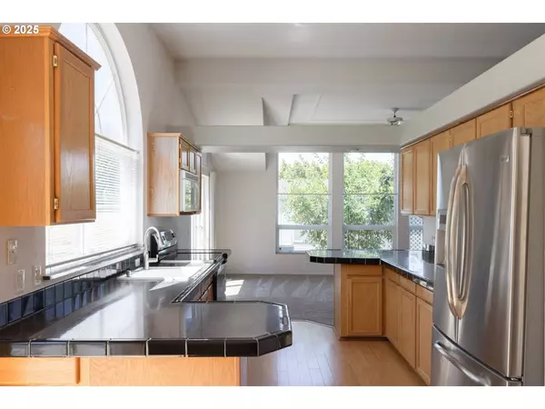 2636 SW MARIPOSA LOOP, Redmond, OR 97756