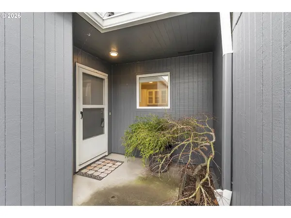 17666 NW ROLLING HILL LN, Beaverton, OR 97006