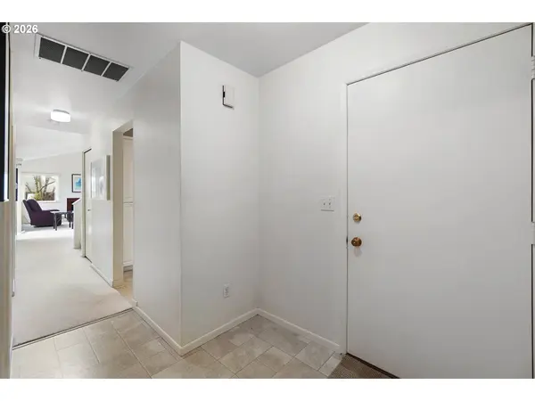17666 NW ROLLING HILL LN, Beaverton, OR 97006