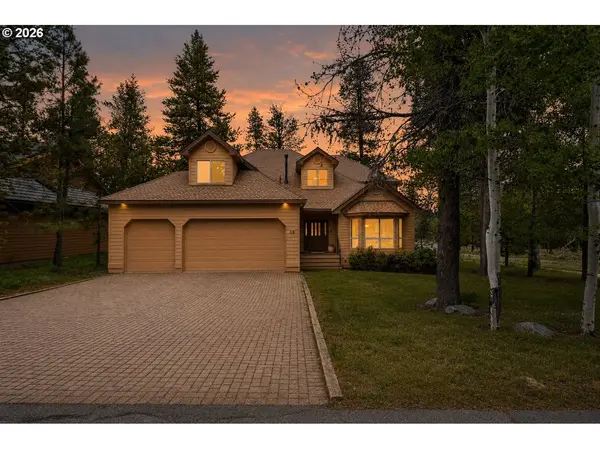 18004 TAN OAK LN, Bend, OR 97707