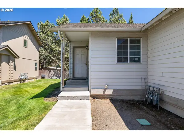 726 NE SAVANNAH DR, Bend, OR 97701