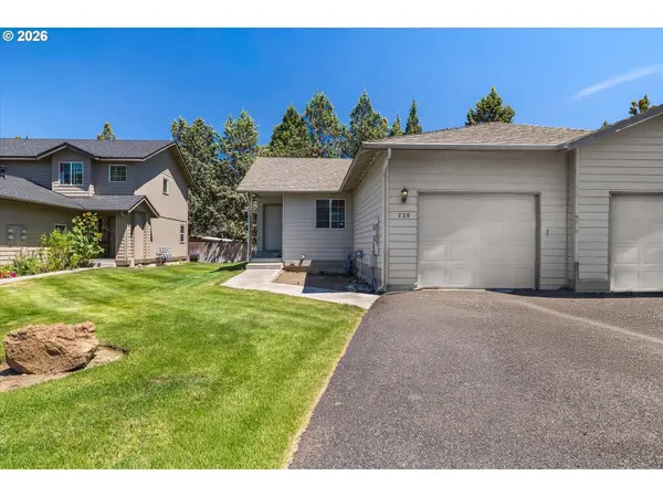 726 NE SAVANNAH DR, Bend, OR 97701