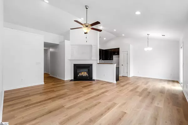 304 Riverdale Road, Simpsonville, SC 29680