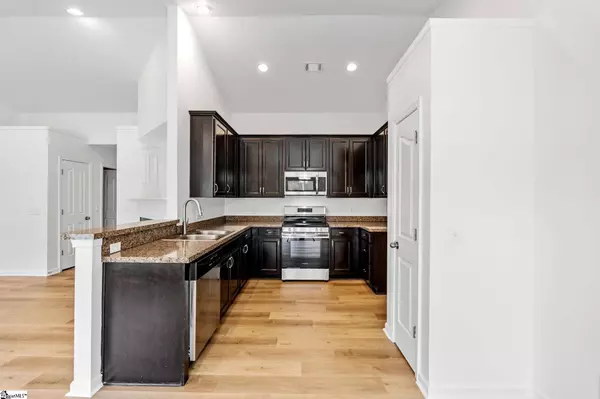 304 Riverdale Road, Simpsonville, SC 29680