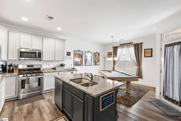 337 Barnhill Court, Greenville, SC 29617