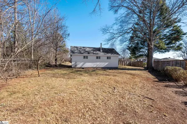 1801 Pleasantburg Drive, Greenville, SC 29609