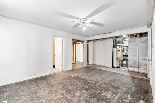 1801 Pleasantburg Drive, Greenville, SC 29609