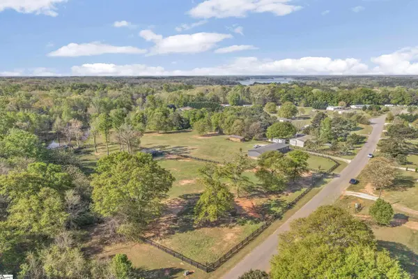 121 Capeview Lane, Anderson, SC 29626