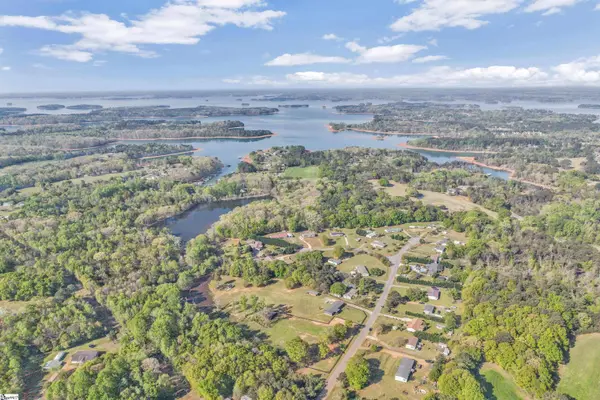 121 Capeview Lane, Anderson, SC 29626