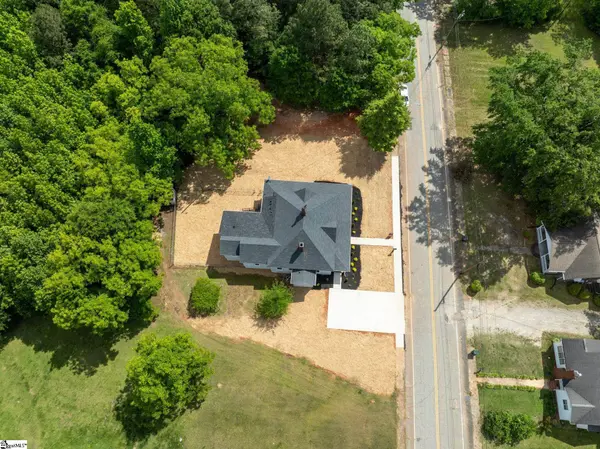 444 W Peachtree Street, Woodruff, SC 29388