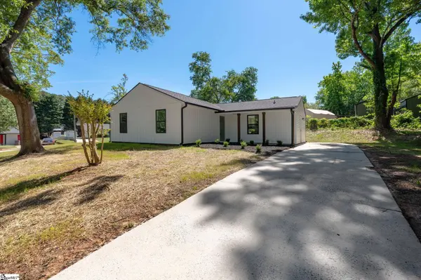 2 Cadbury Lane, Piedmont, SC 29673