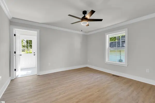 110 McDade Street, Greenville, SC 29611