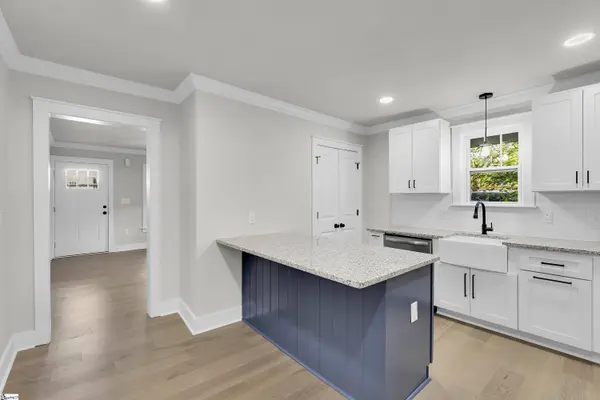 110 McDade Street, Greenville, SC 29611