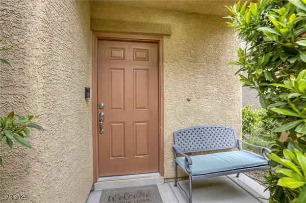 9535 Vega Carpio AVE, Las Vegas, NV 89178