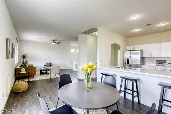 9966 Mystic Moss ST, Las Vegas, NV 89183