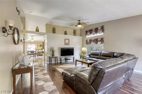 2217 Riderwood AVE, North Las Vegas, NV 89032