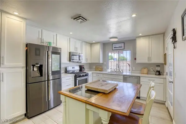 3908 Duero WAY, Las Vegas, NV 89103