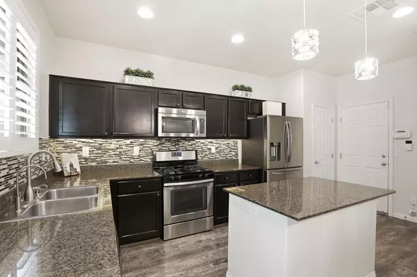 952 Via Gandalfi, Henderson, NV 89011-0934