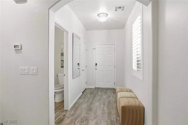 952 Via Gandalfi, Henderson, NV 89011