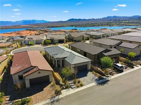 100 Stone Bluff LN, Henderson, NV 89011