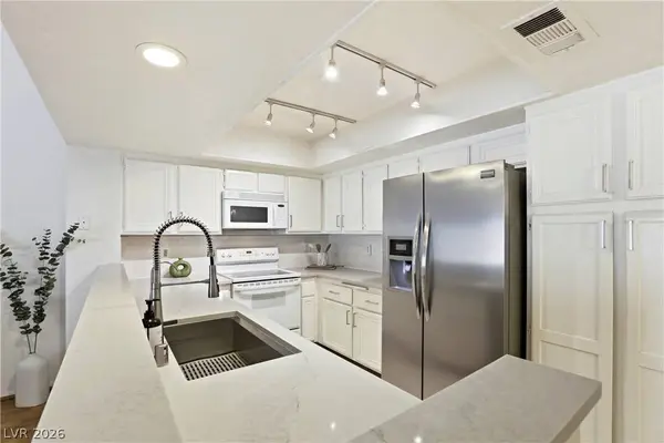 2728 Ferrin RD, Las Vegas, NV 89117