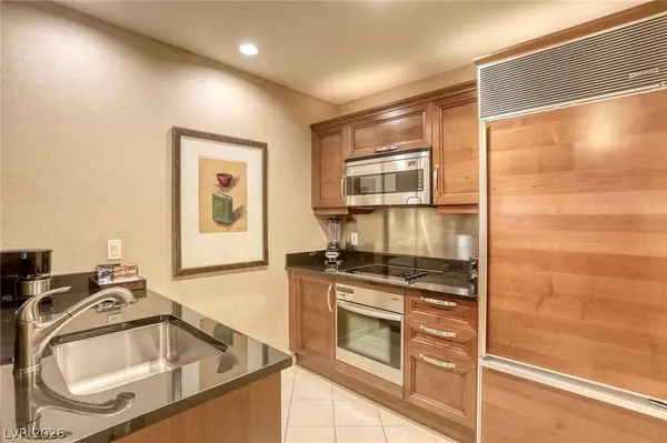135 E Harmon AVE #3321, Las Vegas, NV 89109