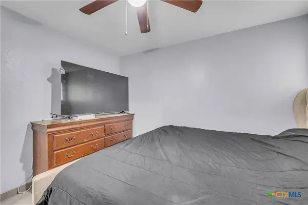 1814 Alamo AVE, Killeen, TX 76541