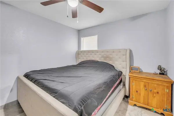 1814 Alamo AVE, Killeen, TX 76541