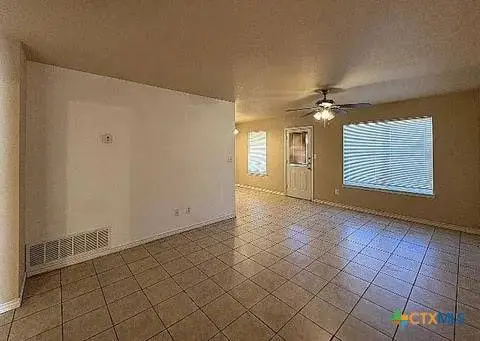 1305 Covey LN, Killeen, TX 76542