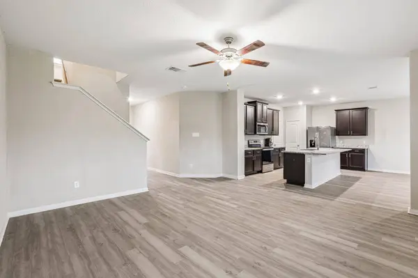 117 Cherry Tree LN, Liberty Hill, TX 78642