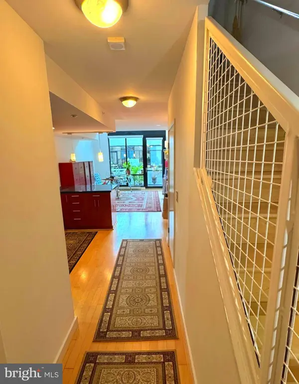 912 F ST NW #703, Washington, DC 20004