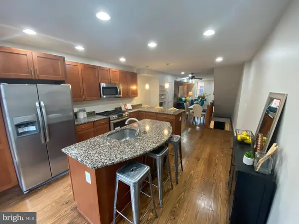 1832 LIGHT ST, Baltimore, MD 21230