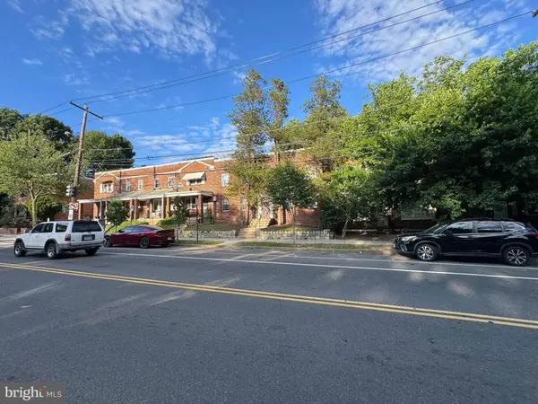 2823 4TH ST NE, Washington, DC 20002