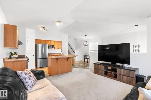 3015 49, Beaumont, AB T4X 1S6