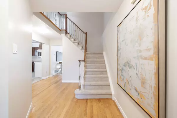 11 Blue Lagoon CT, Toronto E08, ON M1J 3M3