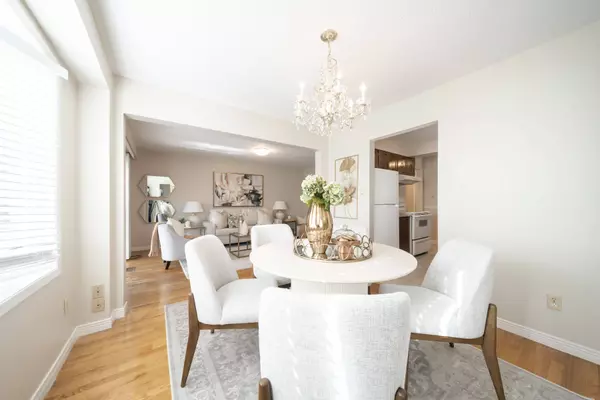 11 Blue Lagoon CT, Toronto E08, ON M1J 3M3