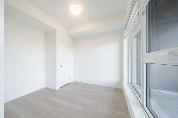 1 Quarrington LN #3704, Toronto C13, ON M3C 0S4