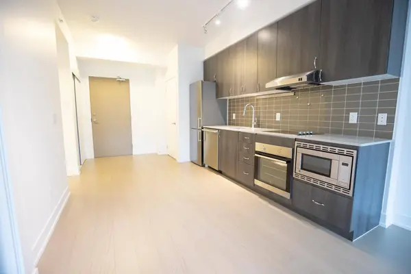 7 Kenaston GDNS #123, Toronto C15, ON M2K 1G7