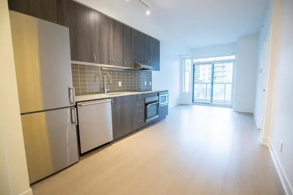 7 Kenaston GDNS #123, Toronto C15, ON M2K 1G7