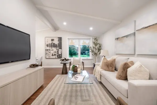 53 Kingslake RD, Toronto C15, ON M2J 3E4