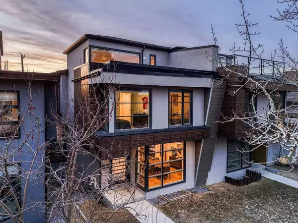 2027 31 ST SW, Calgary, AB T3E 2N1