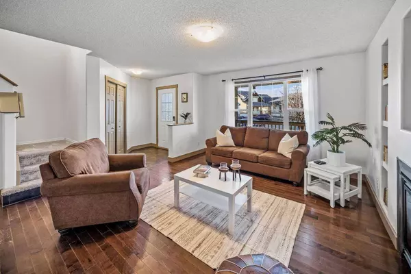 250 Copperstone GRV SE, Calgary, AB T2Z 4X7