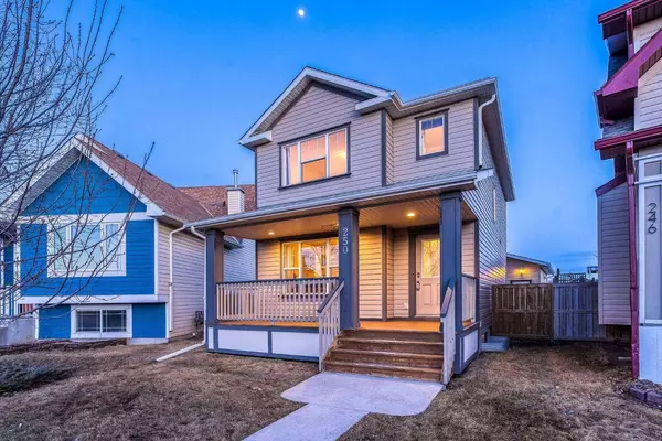 250 Copperstone GRV SE, Calgary, AB T2Z 4X7