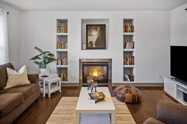 250 Copperstone GRV SE, Calgary, AB T2Z 4X7